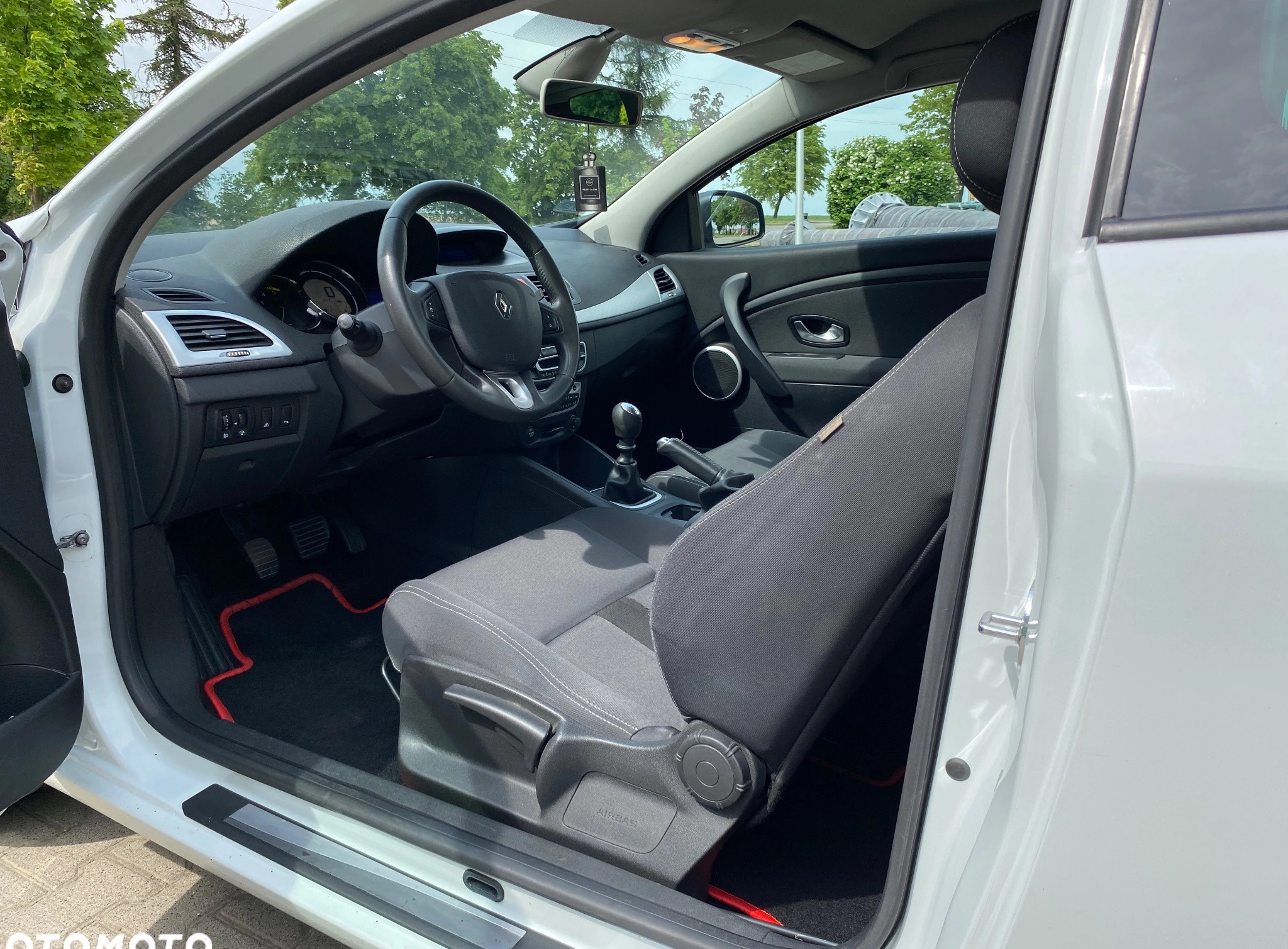 Renault Megane cena 18700 przebieg: 167000, rok produkcji 2010 z Dobrzyca małe 92